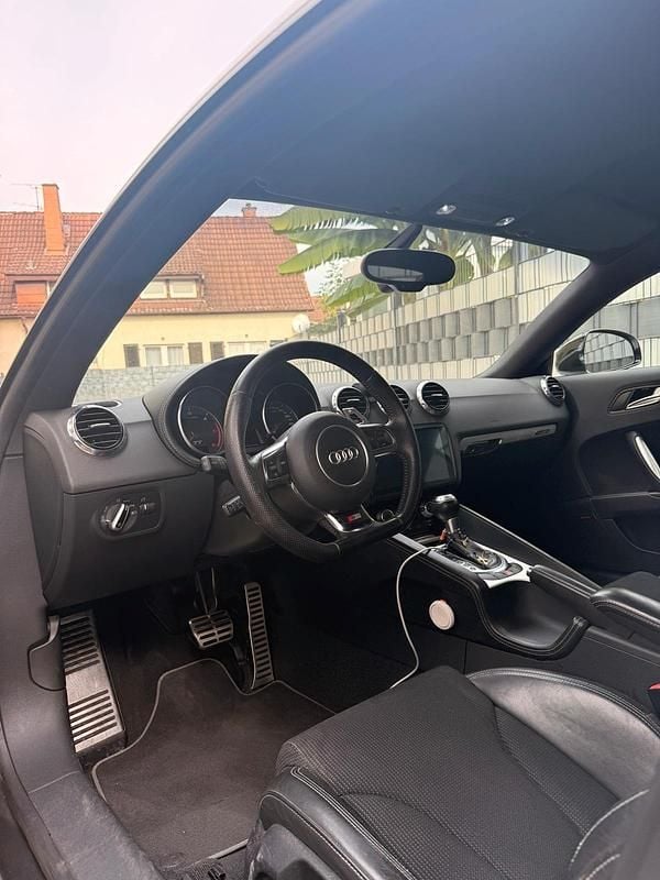 Weiß Gebraucht 2012 Audi TT Coupé | 11.900 € (Guter Preis) - Bild 1/4