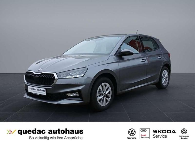 Graphitegrau metallic Neu 2025 Skoda Fabia Selection Kleinwagen | 19.650 € (Fairer Preis) - Bild 1/4