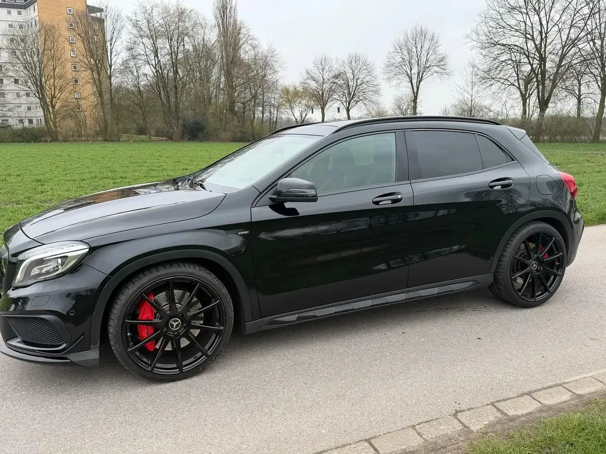 Gebraucht Mercedes GLA45 AMG 360 PS (264 kW) 2015 Schwarz SUV