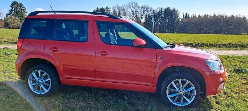 Gebraucht Skoda Yeti Joy 150 PS (110 kW) 2016 Rot SUV