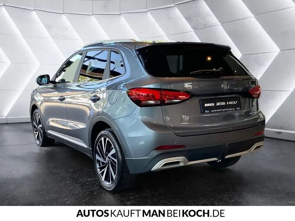 Neu MG ZS 194 PS (142 kW) 2026 Grau SUV