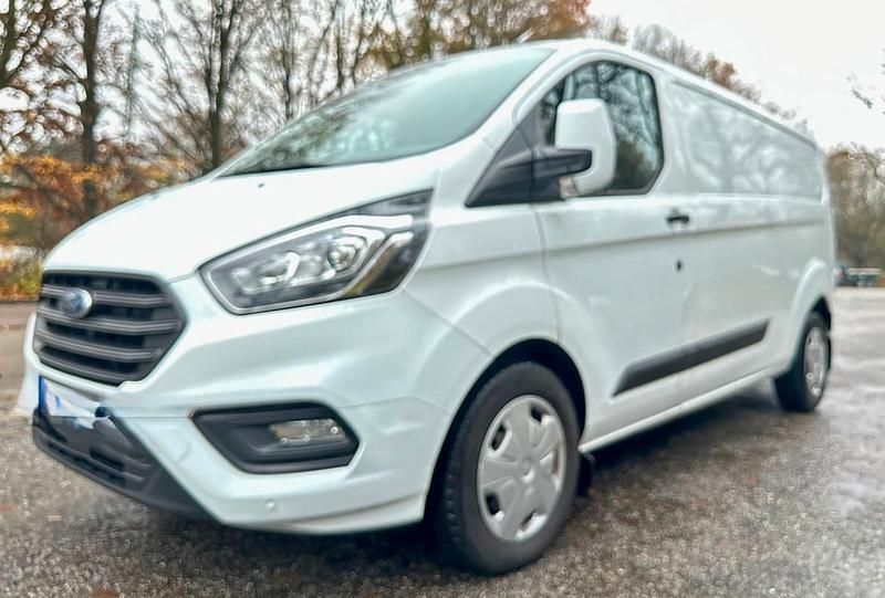 Weiß Gebraucht 2018 Ford Transit Custom Van / Kleinbus | 11.900 € (Guter Preis) - Bild 1/4