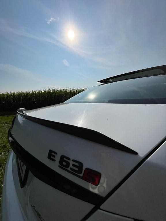 Gebraucht Mercedes E63S AMG AMG 612 PS (450 kW) 2019 Weiß Limousine