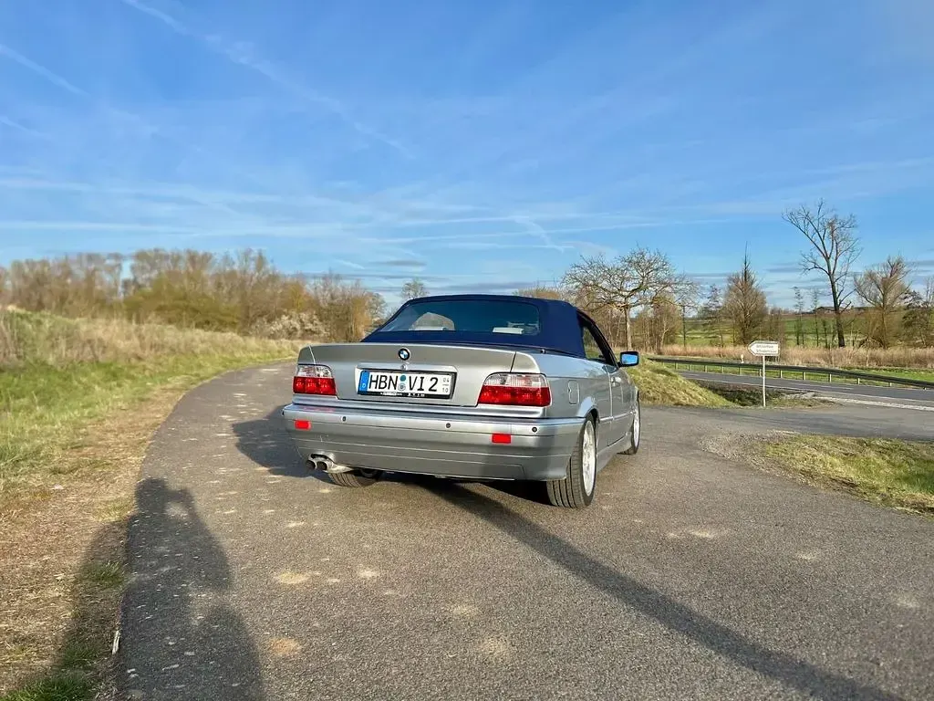 Gebraucht BMW 320 Cabriolet Performance 150 PS (110 kW) 1996 Silber Cabrio