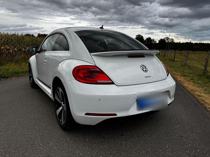 Second-hand VW Beetle Cup 105 CP (77 kW) 2014 Alb Hatchback