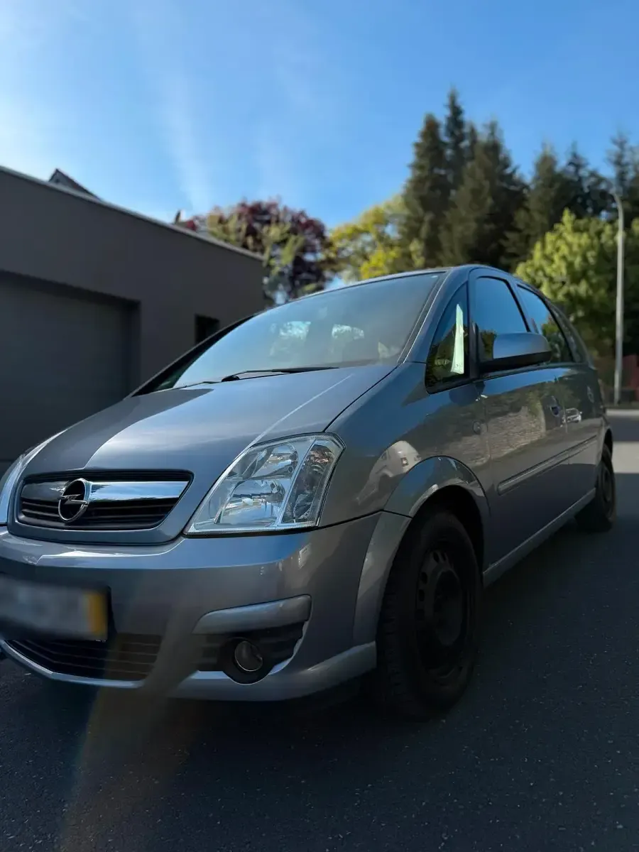 Second-hand Opel Meriva 105 CP (77 kW) 2008 Albastru Monovolum