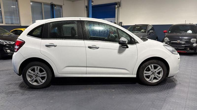Gebraucht Citroën C3 90 PS (66 kW) 2015 Lack weiss banquise/deckende l Limousine