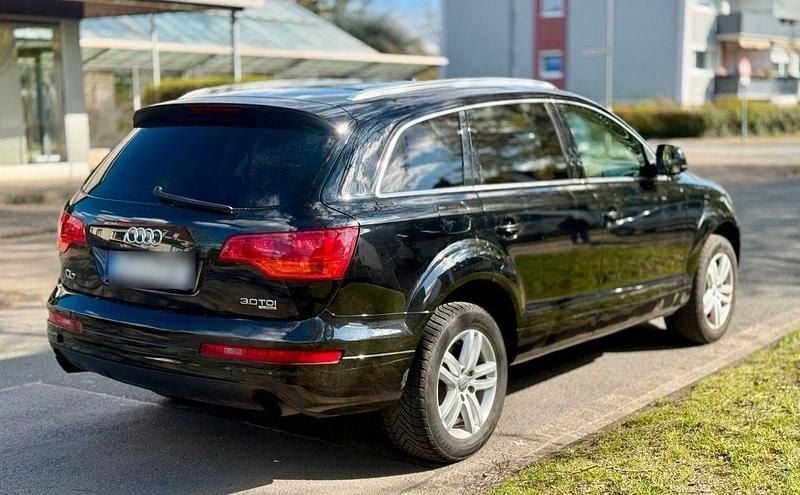 Second-hand Audi Q7 233 CP (171 kW) 2006 Negru SUV