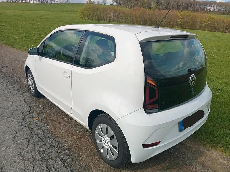 Gebraucht VW up! 65 PS (47 kW) 2022 Weiß Kleinwagen