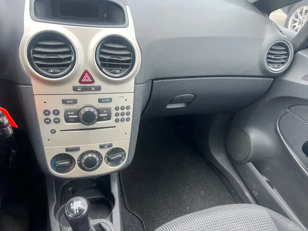 Gebraucht Opel Corsa Selection 87 PS (63 kW) 2010 Blau Kleinwagen