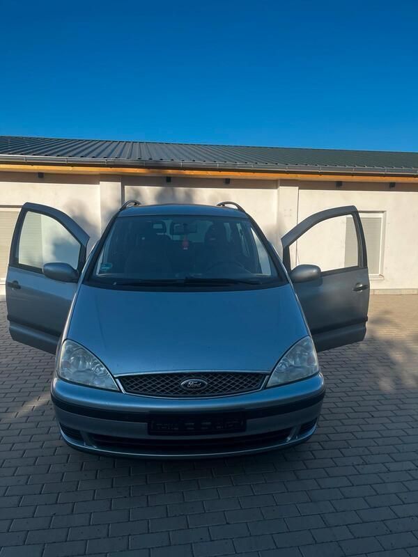 Grau Gebraucht 2006 Ford Galaxy Van / Kleinbus | 2.300 € (Guter Preis) - Bild 1/4