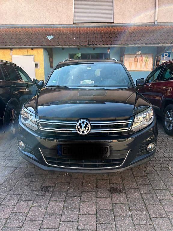 Gebraucht VW Tiguan Cup 140 PS (102 kW) 2013 Schwarz SUV