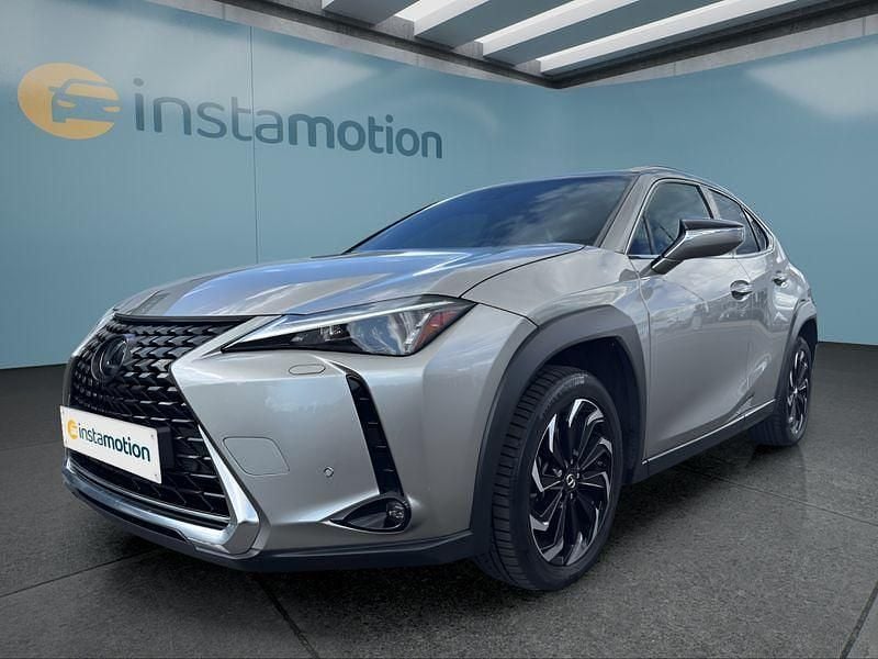 Second-hand Lexus UX 250h 184 CP (135 kW) 2022 Argintiu SUV