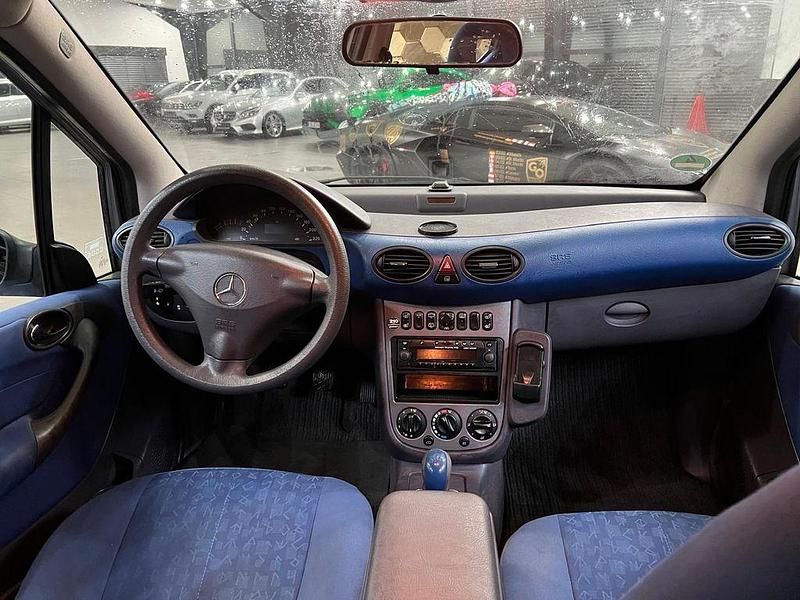 Gebraucht Mercedes A160 102 PS (75 kW) 2001 Grau Van / Kleinbus