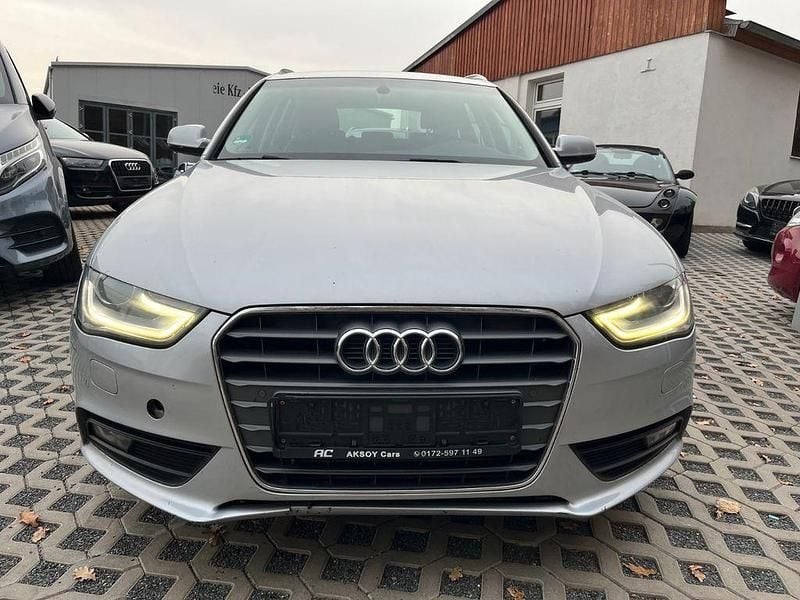 Gebraucht Audi A4 Attraction 150 PS (110 kW) 2015 Silber Kombi