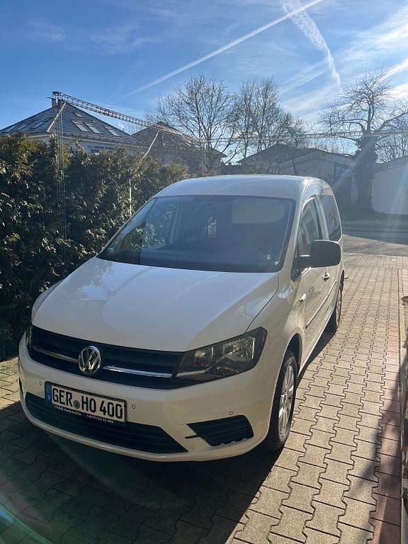 Weiß Gebraucht 2017 VW Caddy Comfortline Van / Kleinbus | 9.200 € (Guter Preis) - Bild 1/4