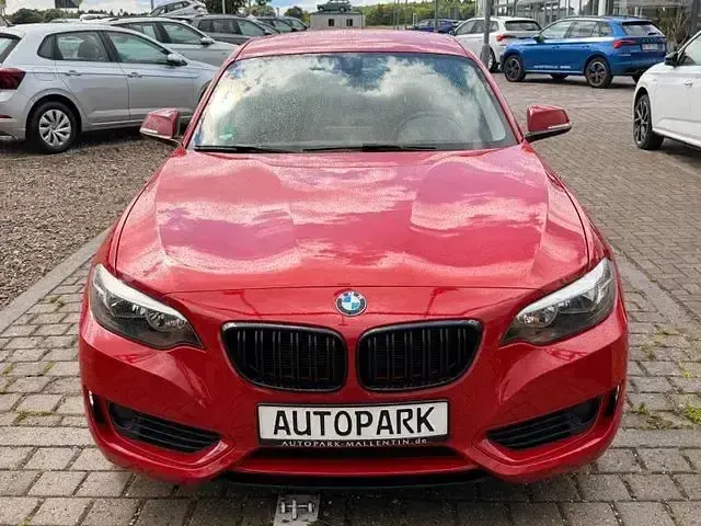 Gebraucht BMW 218 Sport Line 136 PS (100 kW) 2017 Rot Coupé
