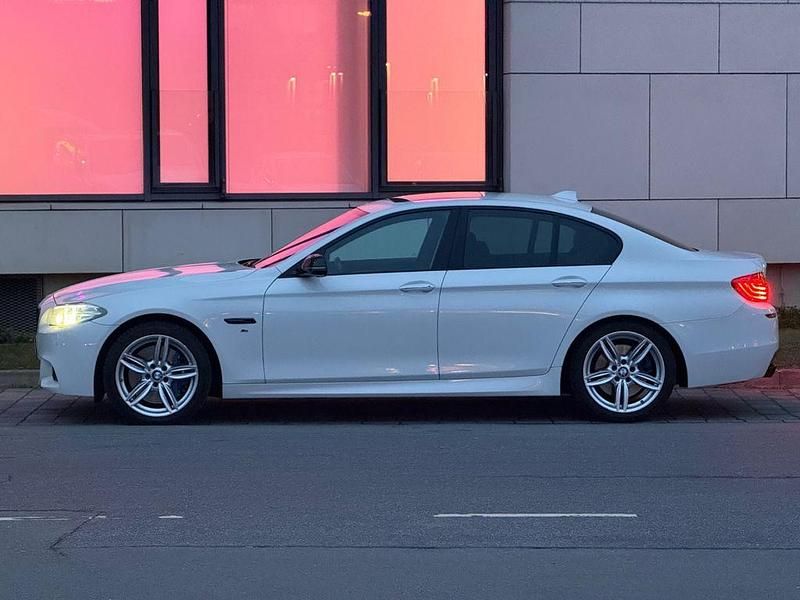 Gebraucht BMW 550 Luxury Line 449 PS (330 kW) 2013 Weiß Limousine