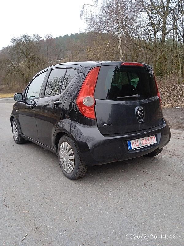 Gebraucht Opel Agila 65 PS (47 kW) 2008 Schwarz Kleinwagen