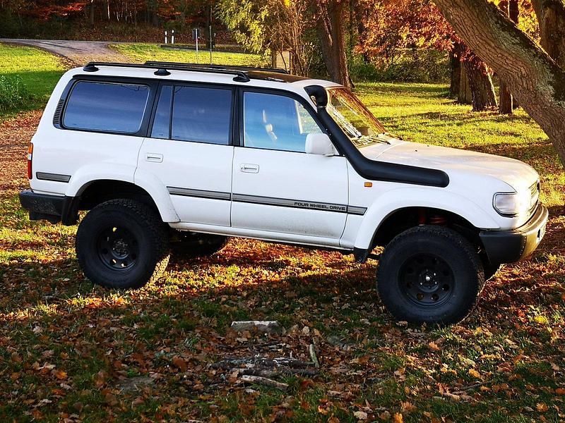 Weiß Gebraucht 1993 Toyota Land Cruiser SUV | 36.200 € - Bild 1/4