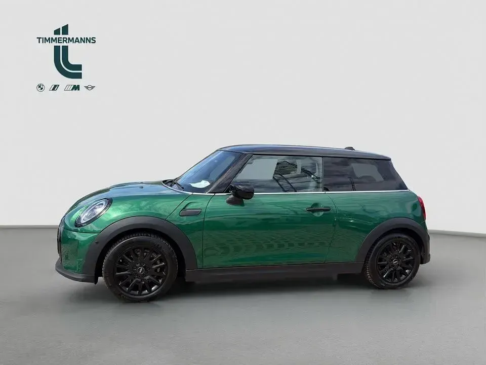 Gebraucht Mini Cooper Classic 136 PS (100 kW) 2023 Grün Kleinwagen