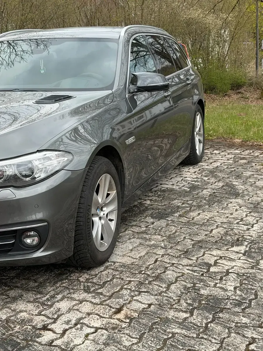 Gebraucht BMW 525 218 PS (160 kW) 2015 Grau Kombi