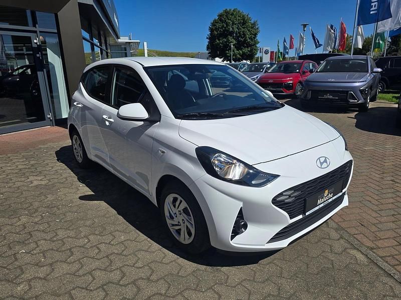 Neu Hyundai i10 Select 63 PS (46 kW) 2025 Atlas white / sol Kleinwagen