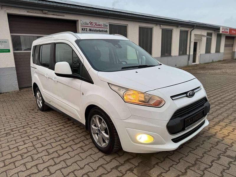Gebraucht Ford Tourneo Connect Titanium 101 PS (74 kW) 2014 Frostweiß Van / Kleinbus