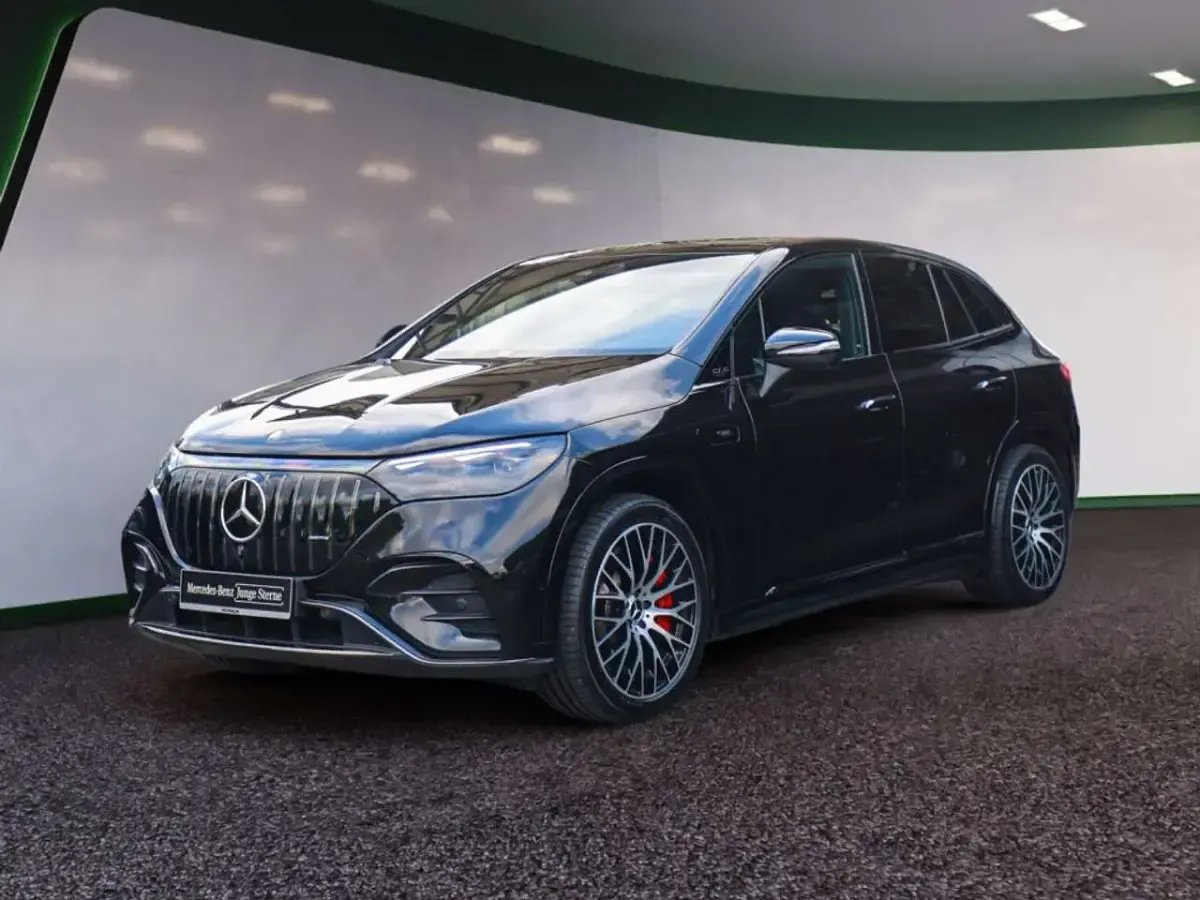 Gebraucht Mercedes EQE AMG 43 AMG 350 kW (476 PS) 2024 Schwarz / obsidianschwarz (metallic) SUV