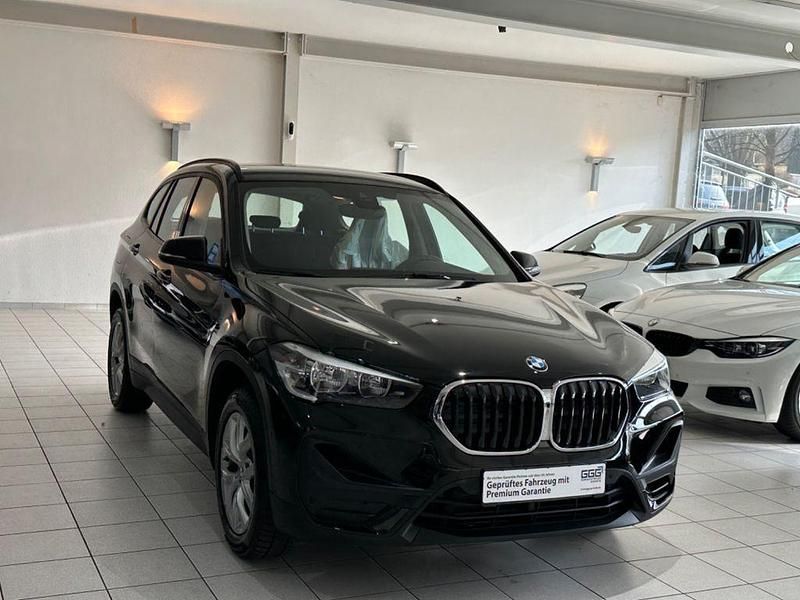 Gebraucht BMW X1 Advantage 140 PS (102 kW) 2020 Schwarz SUV