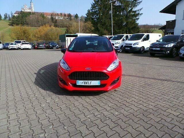 Gebraucht Ford Fiesta ST-Line 140 PS (102 kW) 2017 Race rot Limousine