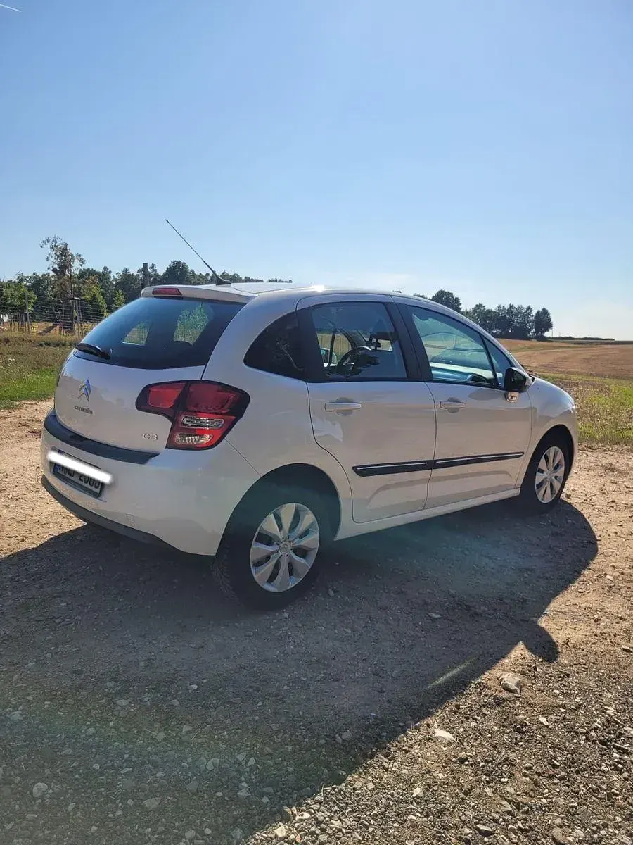 Gebraucht Citroën C3 Tendance 73 PS (53 kW) 2011 Weiß Kleinwagen
