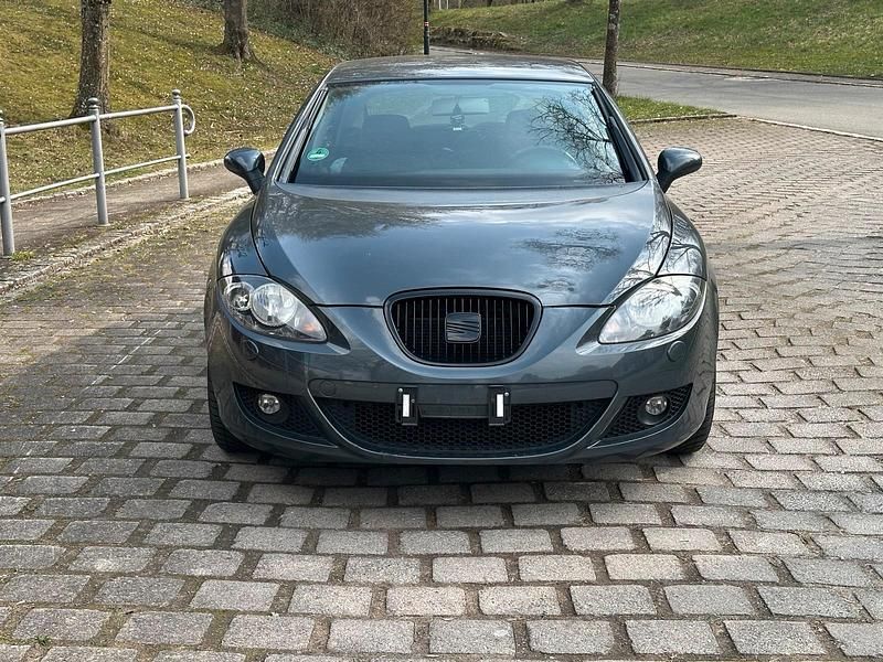 Gebraucht Seat Leon 160 PS (117 kW) 2009 Grau Kleinwagen