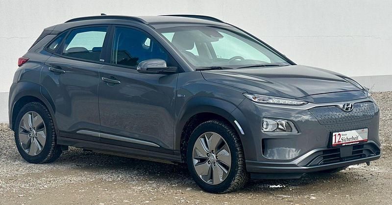 Gebraucht Hyundai Kona 100 kW (136 PS) 2021 Grau SUV