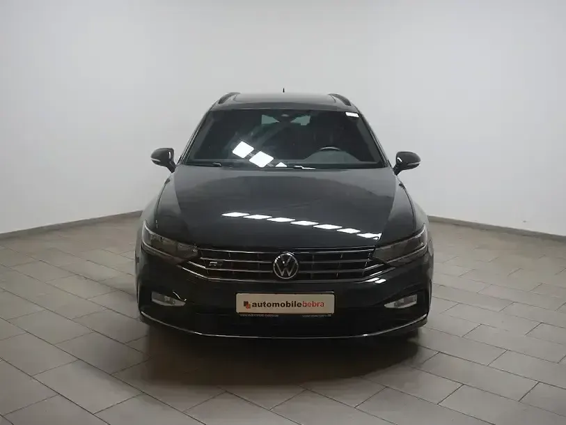 Gebraucht VW Passat 200 PS (147 kW) 2021 Uranograu Kombi
