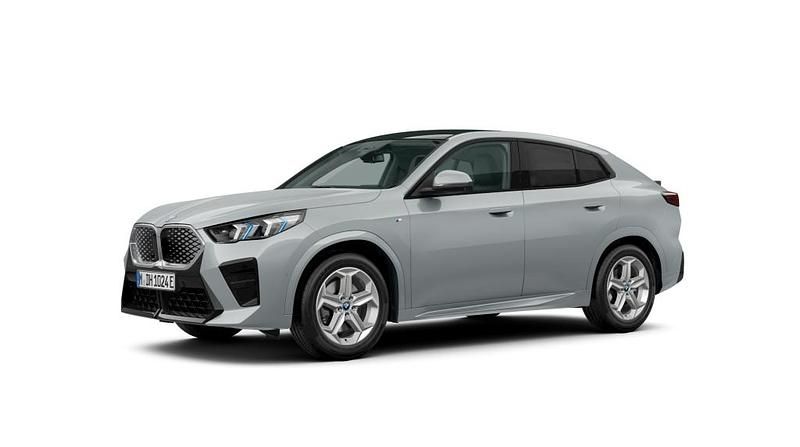 Gebraucht 2025 BMW iX2 Comfort Edition SUV | 49.840 € (Etwas zu teuer) - Bild 1/2