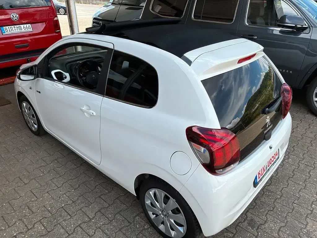 Gebraucht Peugeot 108 Style 69 PS (50 kW) 2017 Weiß Cabrio