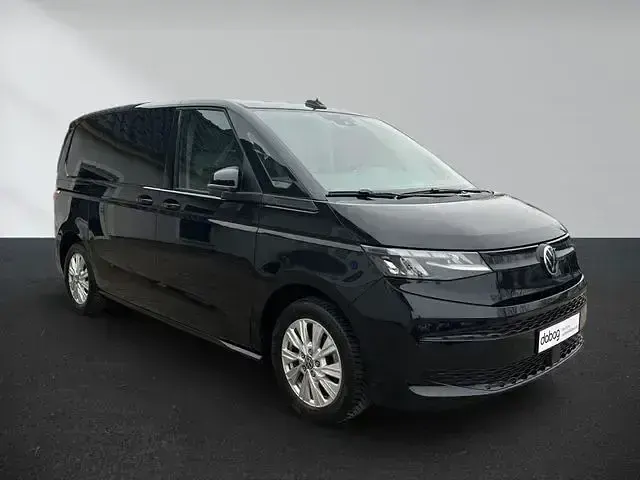 Używany VW Multivan 136 KM (100 kW) 2022 Czarny Minivan