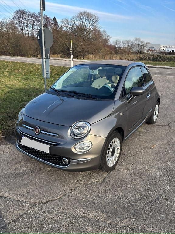 Grau Gebraucht 2018 Fiat 500C Lounge Cabrio | 9.300 € (Guter Preis) - Bild 1/4