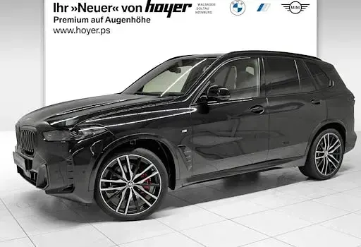 Neu BMW X5 Comfort Edition 298 PS (219 kW) 2025 Schwarz SUV