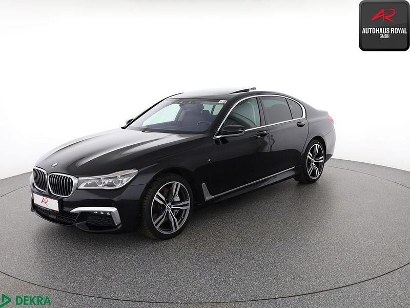 Gebraucht BMW 750 M Sport 400 PS (294 kW) 2018 Black sapphire Limousine