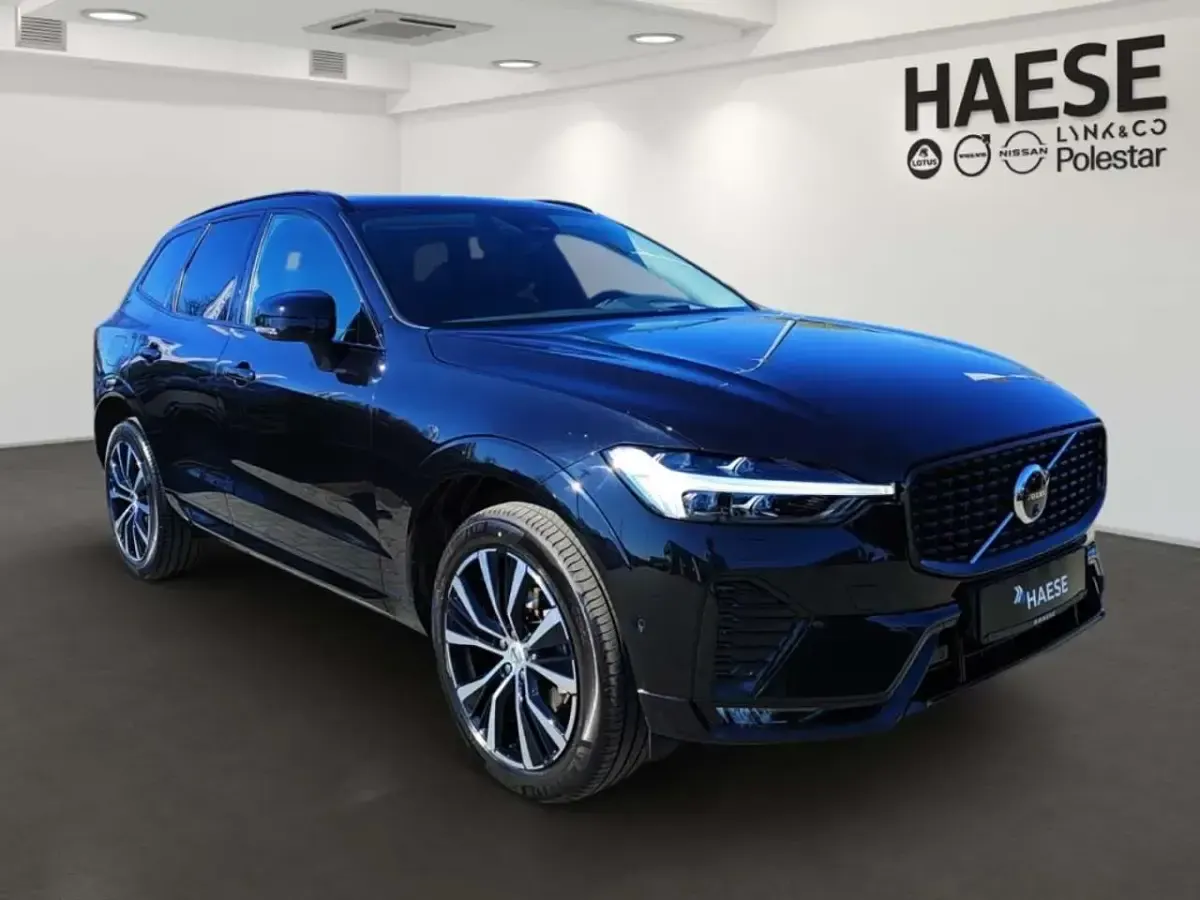 Gebraucht Volvo XC60 Plus 250 PS (183 kW) 2025 Schwarz SUV
