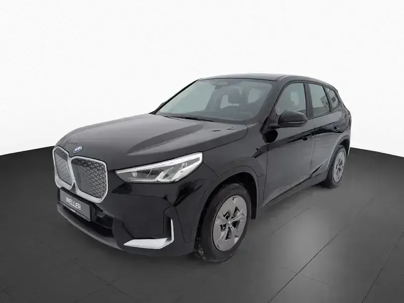 Używany BMW iX1 Performance 230 kW (313 KM) 2023 Czarny SUV