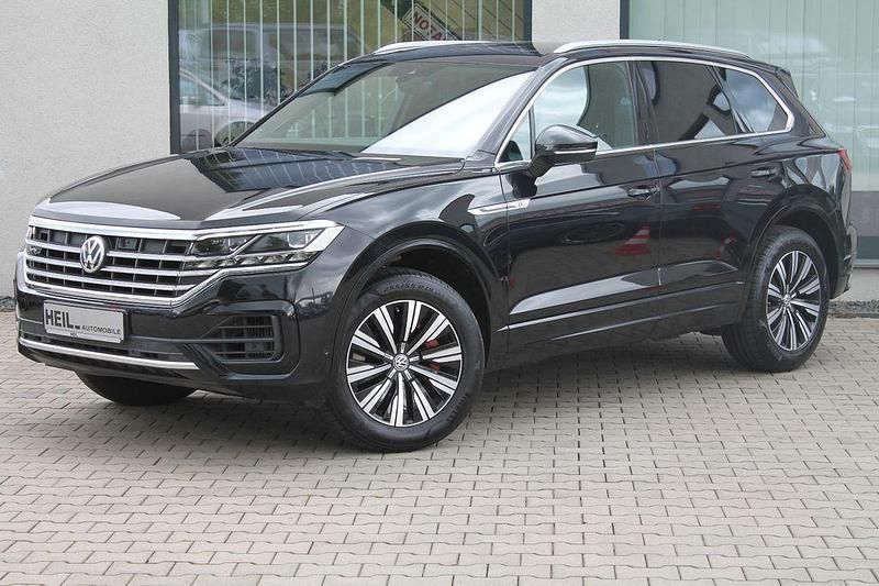 Schwarz Gebraucht 2019 VW Touareg Atmosphere SUV | 49.998 € (Guter Preis) - Bild 1/4