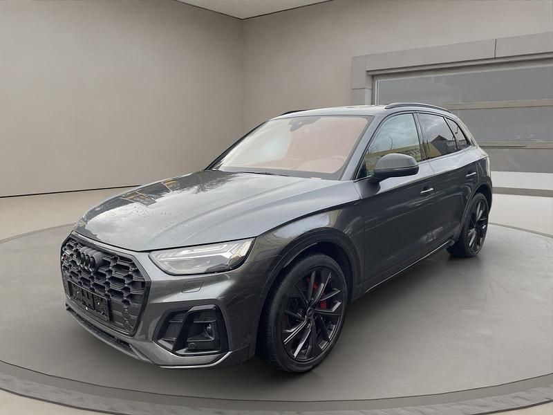 Gebraucht Audi SQ5 Basis 341 PS (250 kW) 2024 Daytonagrau perleffekt SUV