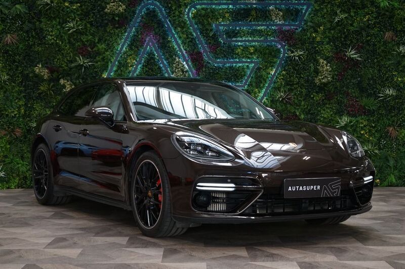 Braun Gebraucht 2019 Porsche Panamera Turbo Limousine | 91.700 € - Bild 1/3