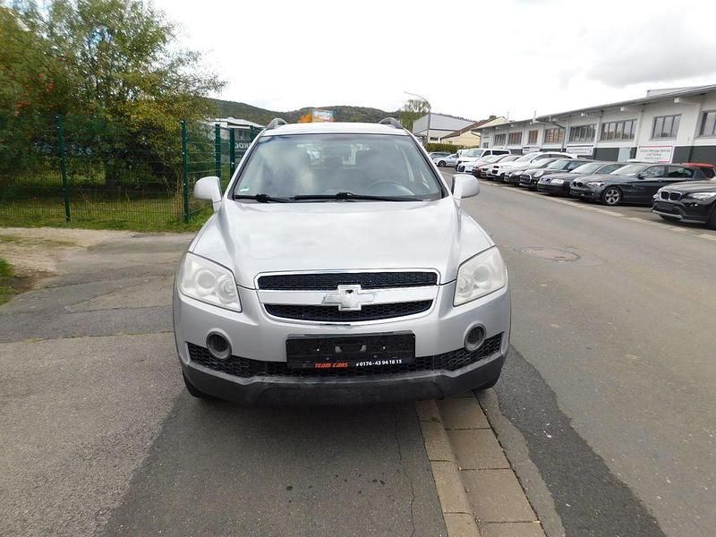 Silber Gebraucht 2007 Chevrolet Captiva LS SUV | 3.450 € (Fairer Preis) - Bild 1/4