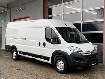 Weiß Gebraucht 2022 Citroën Jumper Start Van / Kleinbus | 15.850 € (Guter Preis) - Bild 1/4