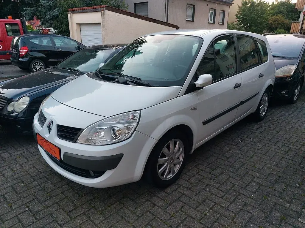 Gebraucht Renault Scénic II 131 PS (96 kW) 2008 Weiß Van / Kleinbus