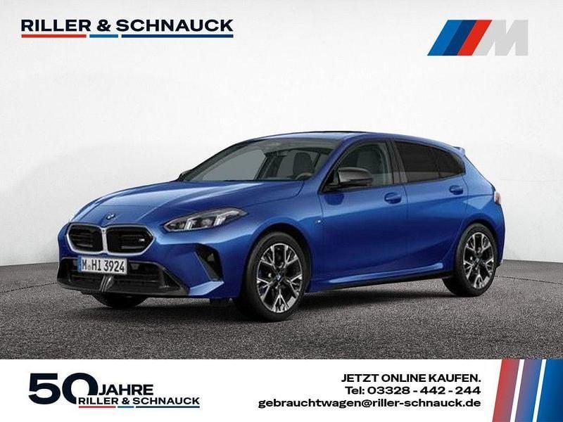 Gebraucht BMW M135 Performance 300 PS (220 kW) 2025 Blau Kleinwagen